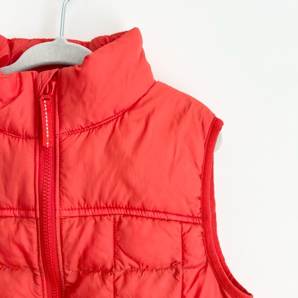 Uniqlo Kids Bright Vibrant Orange Puff Vest Size 5-6 - Picture 2 of 7